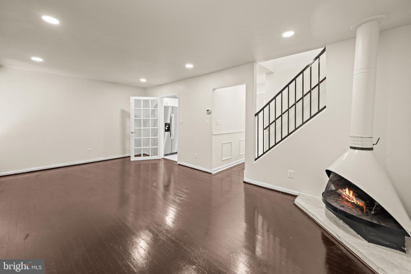 Photo 10 of 37 of 9586 Basket Ring Rd townhome