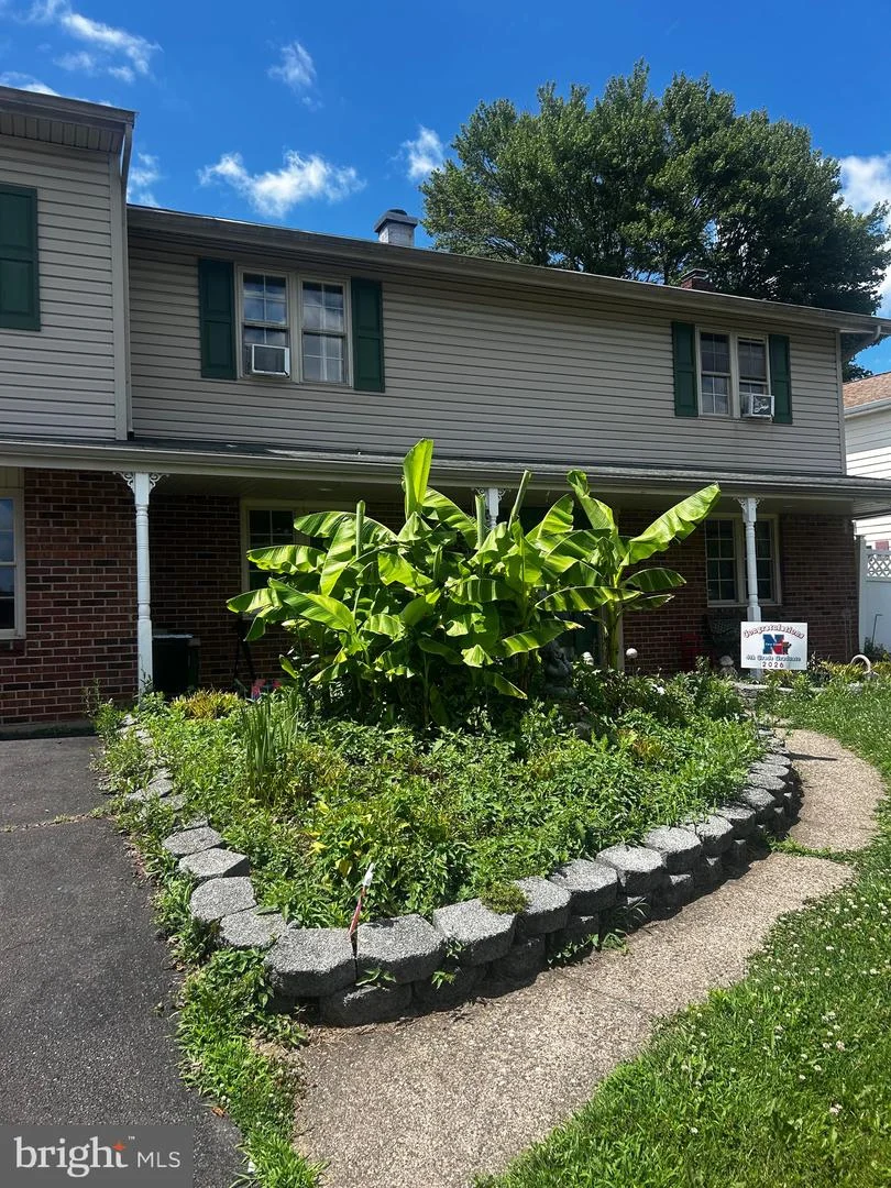 169 Twin Oak Drive, Levittown, PA, 19056