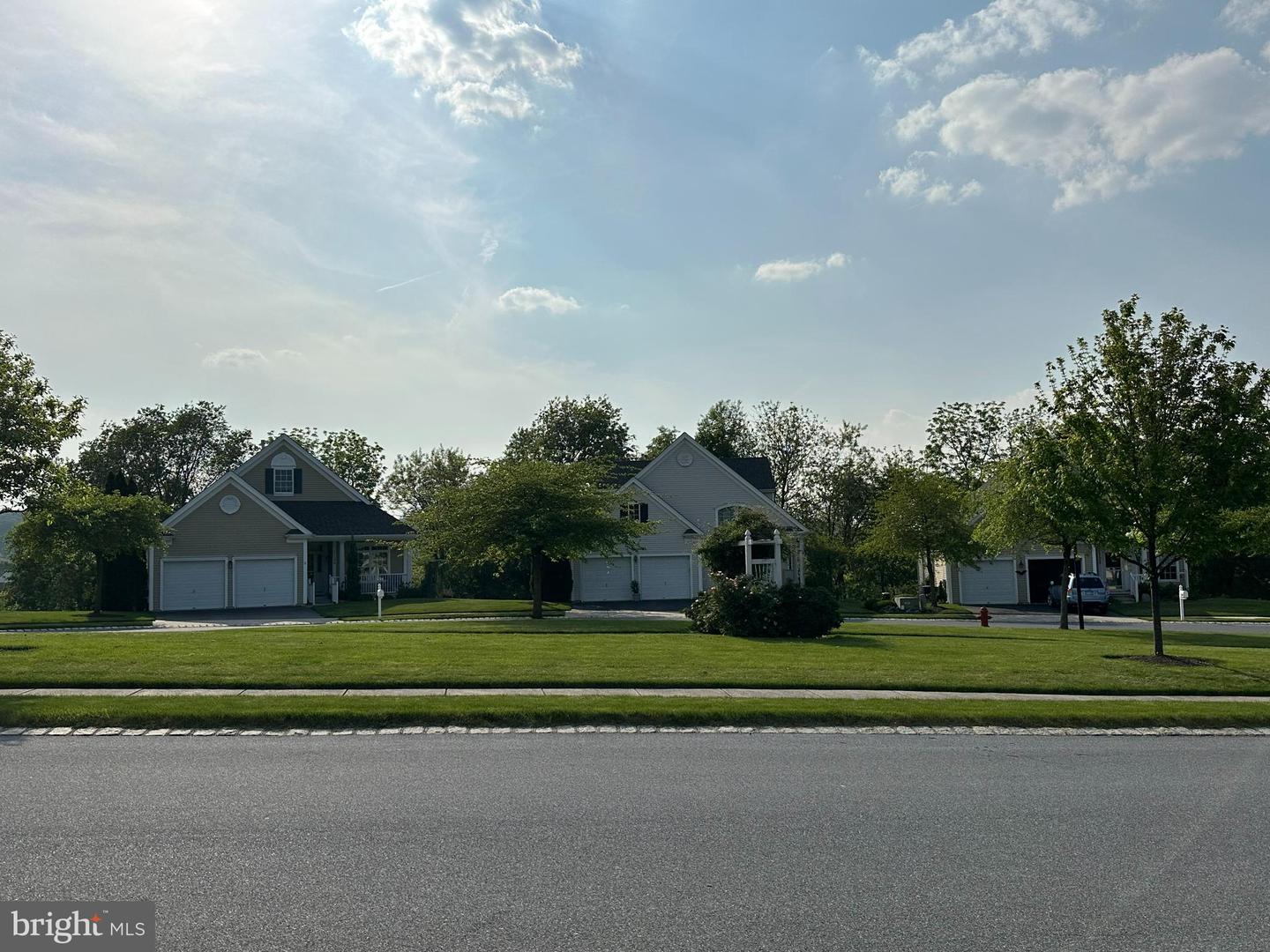 Photo 4 of 61 of 1741 Speedwell Rd house