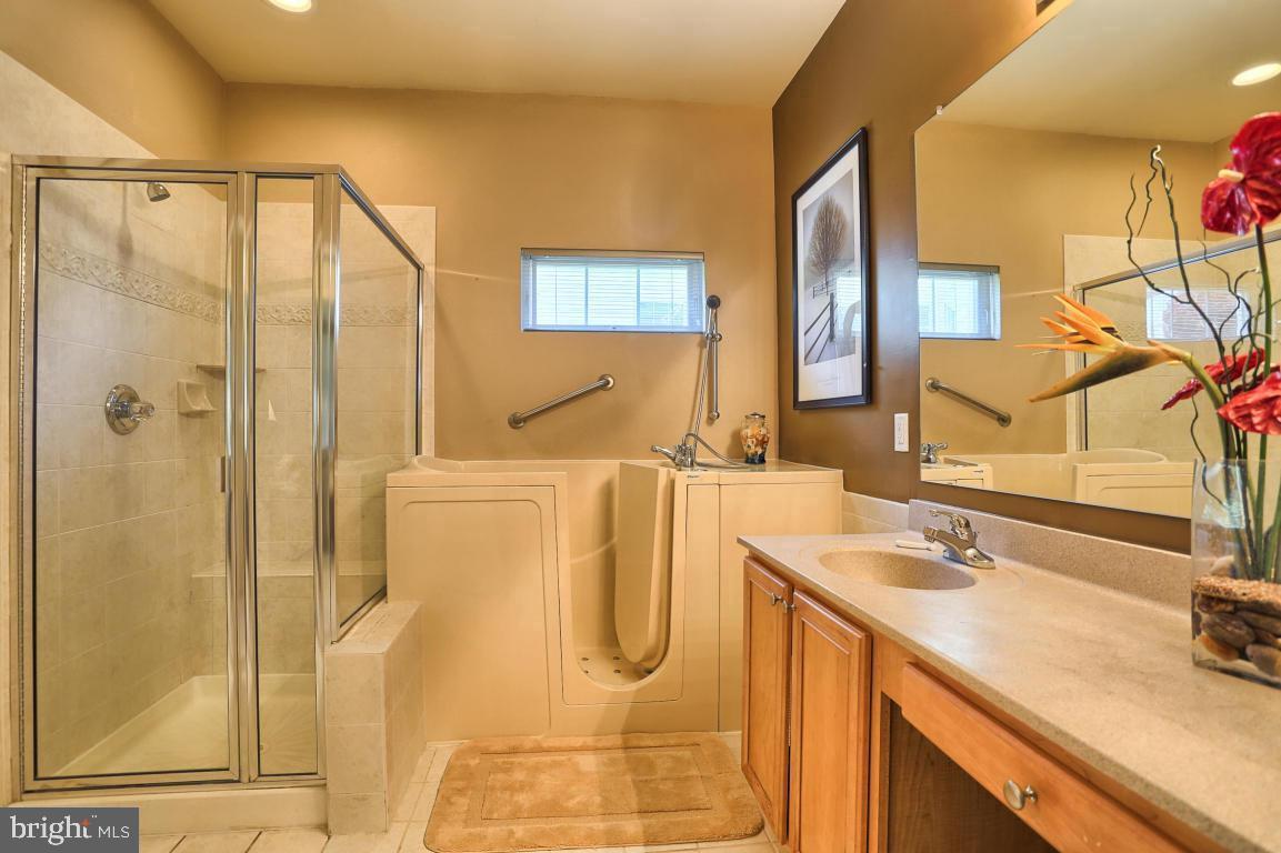 Photo 32 of 61 of 1741 Speedwell Rd house