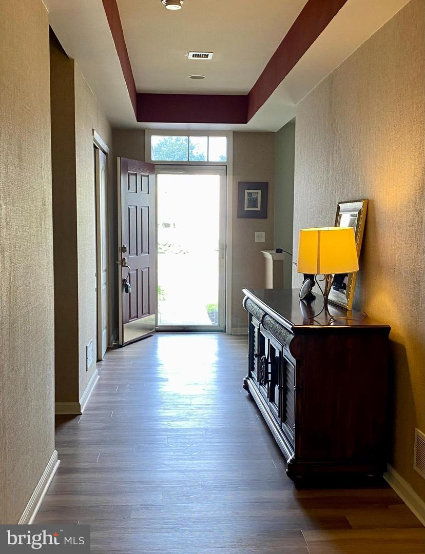 Photo 6 of 61 of 1741 Speedwell Rd house