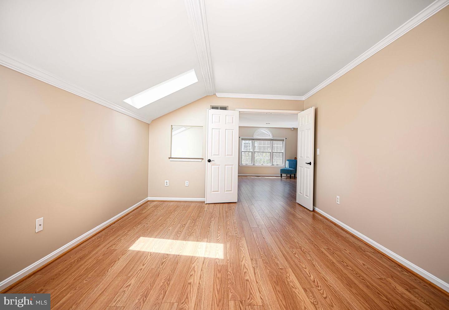 Photo 39 of 66 of 17 Glengate Ct townhome