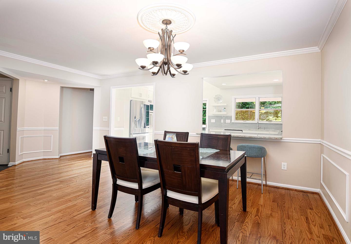 Photo 13 of 66 of 17 Glengate Ct townhome