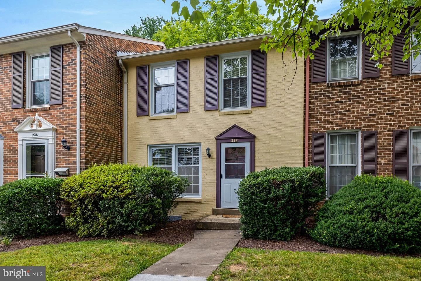 228 Commons Drive NW