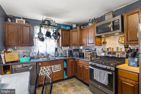 Duplex in Philadelphia PA 9740 Cowden STREET 9.jpg