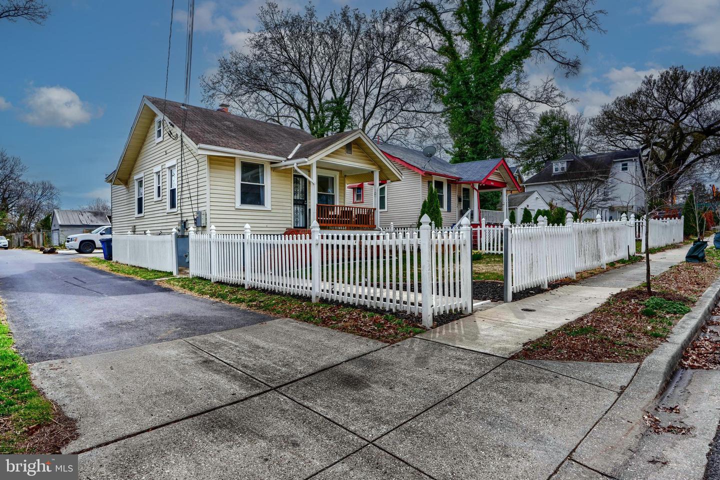 Listing image 1