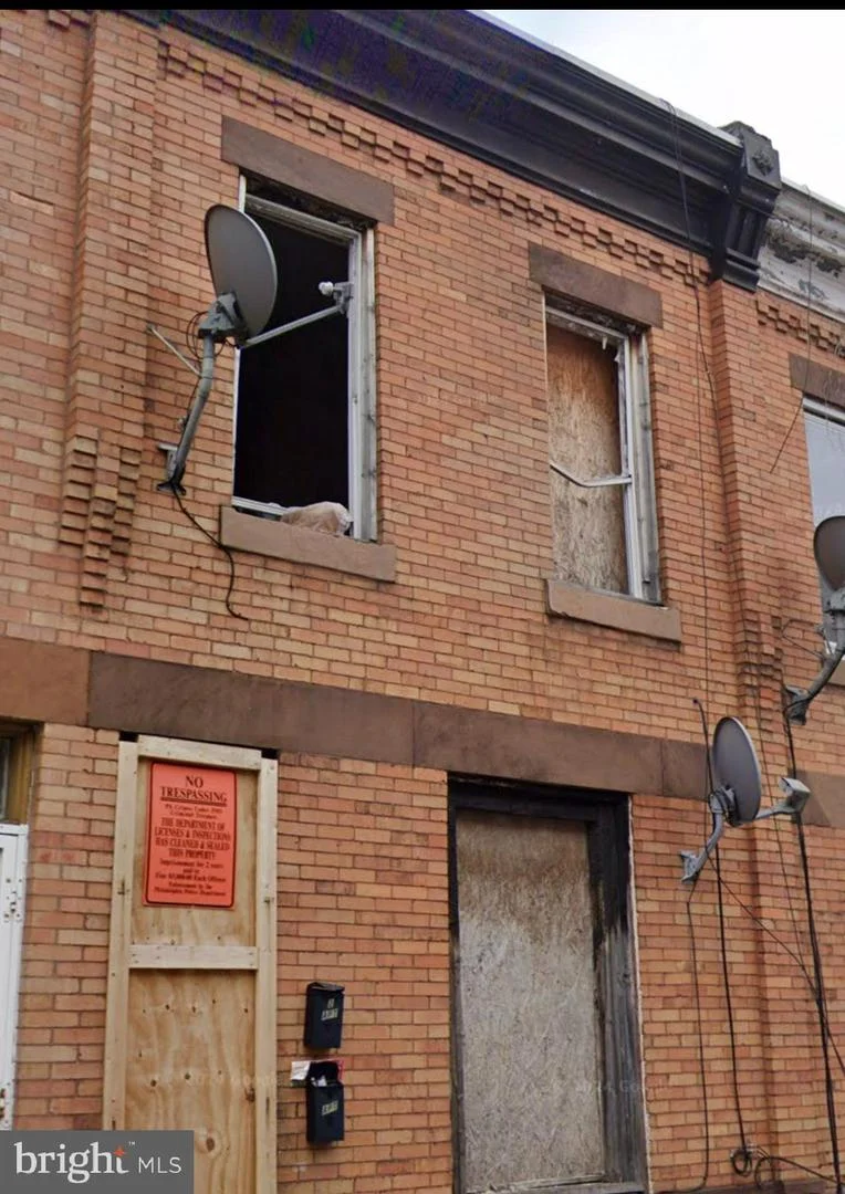 4423 N Gratz Street