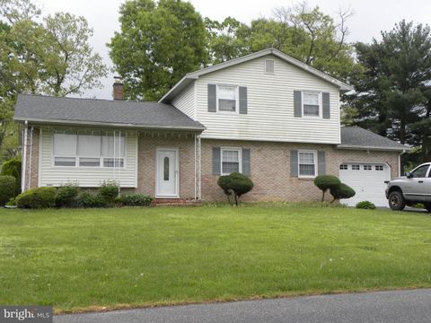 Single Family Residence in Vineland NJ 1691 Junior DRIVE.jpg