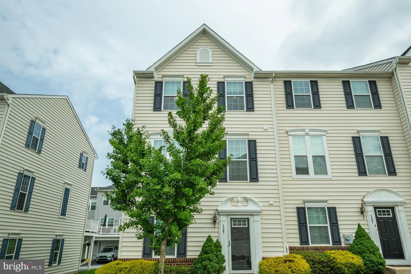 325 Schmidt Road