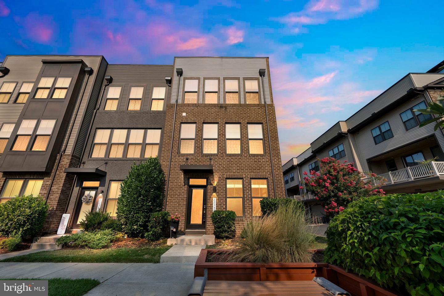 Photo 2 of 49 of 22350 Lucas Ter townhome
