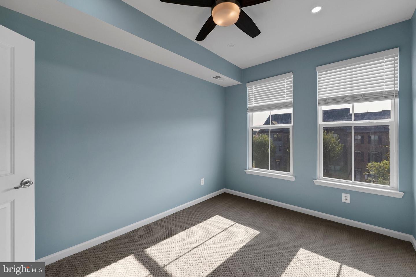Photo 19 of 49 of 22350 Lucas Ter townhome