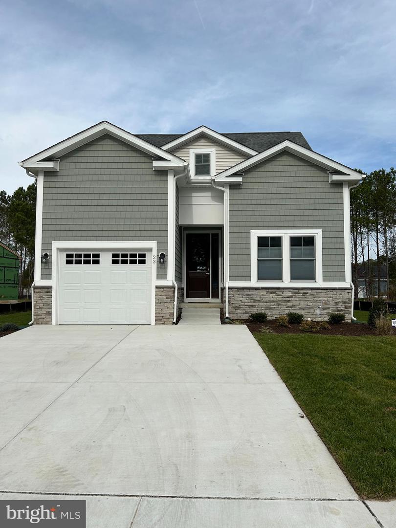 Photo 1 of 33 of 32 Stingray Harbor Dr #28 house