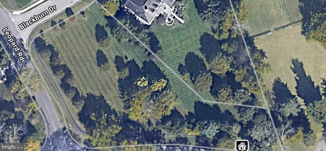 1304 Sugartown Road