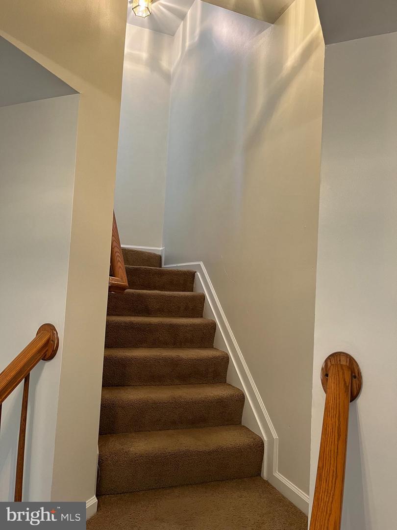 Photo 9 of 34 of 153 Raphael Ct townhome