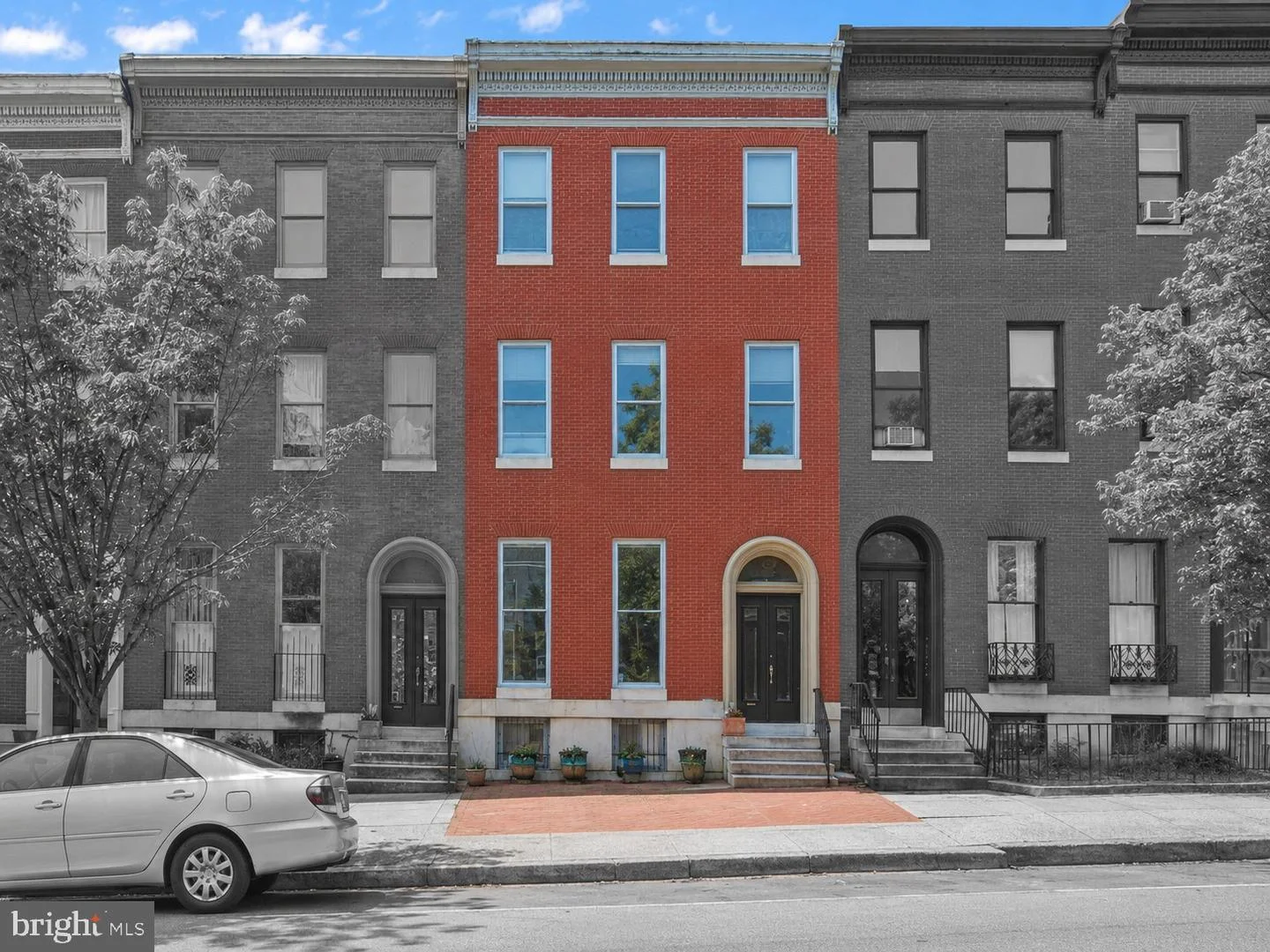 1728 Bolton Street
