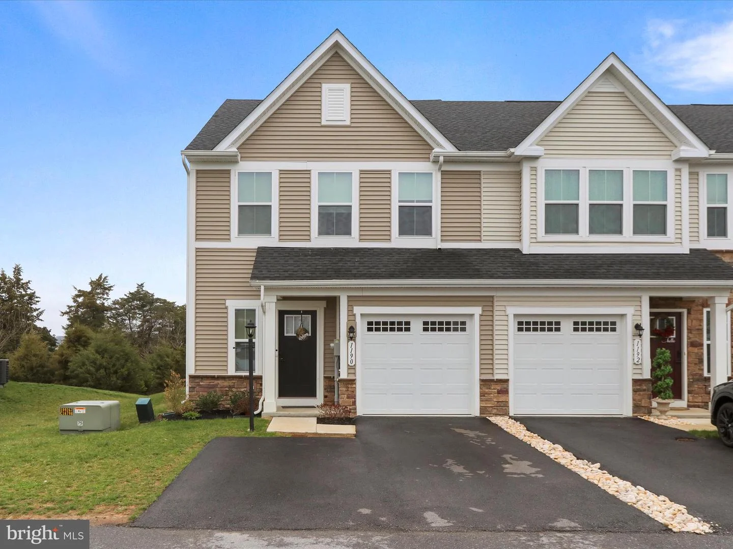 1190 Emilys Court