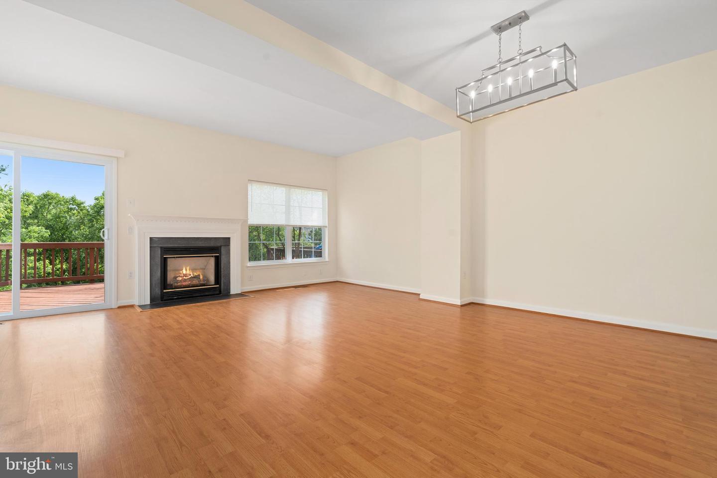 Photo 8 of 47 of 21022 Mossy Glen Ter townhome