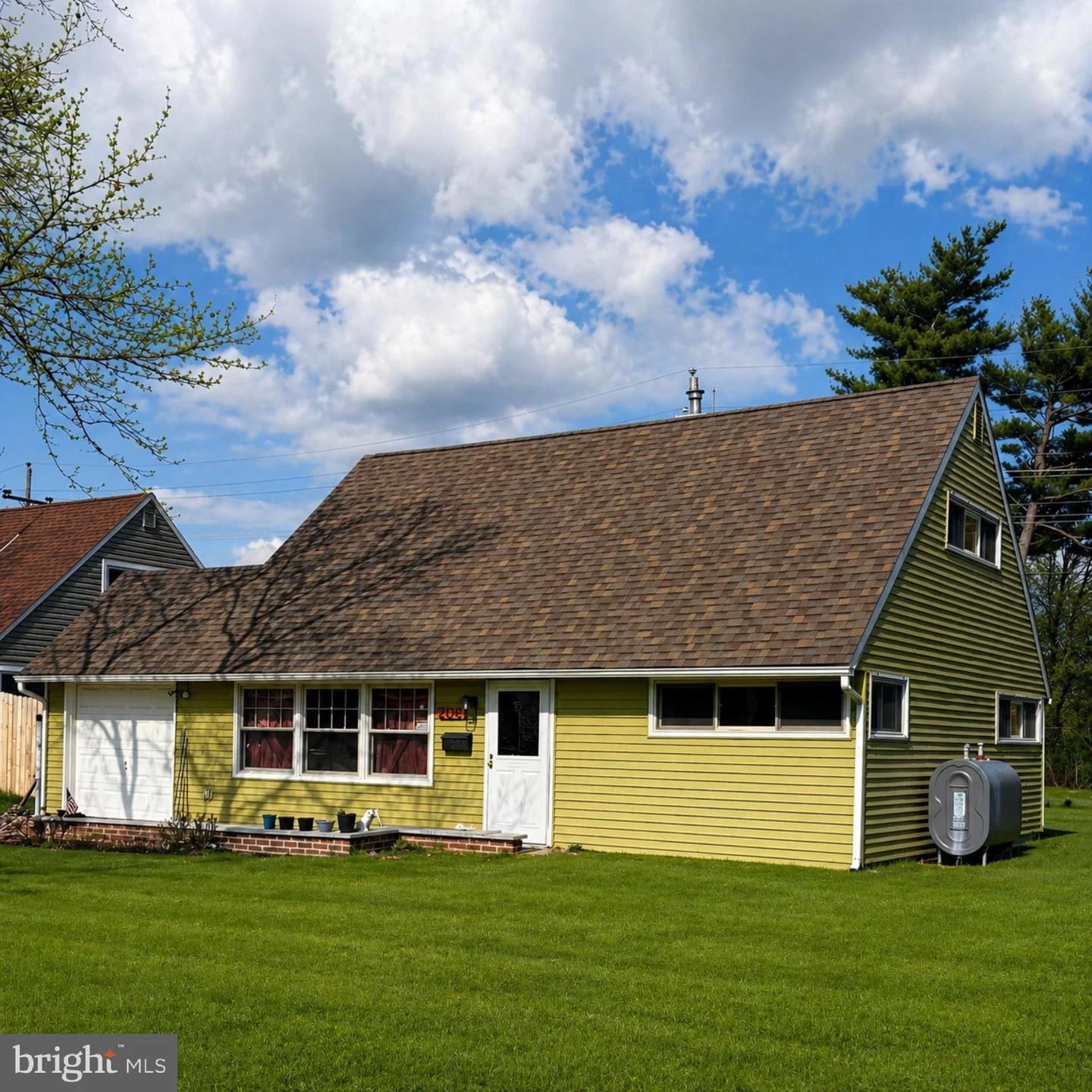 204 Kenwood Drive S, Levittown, PA, 19055