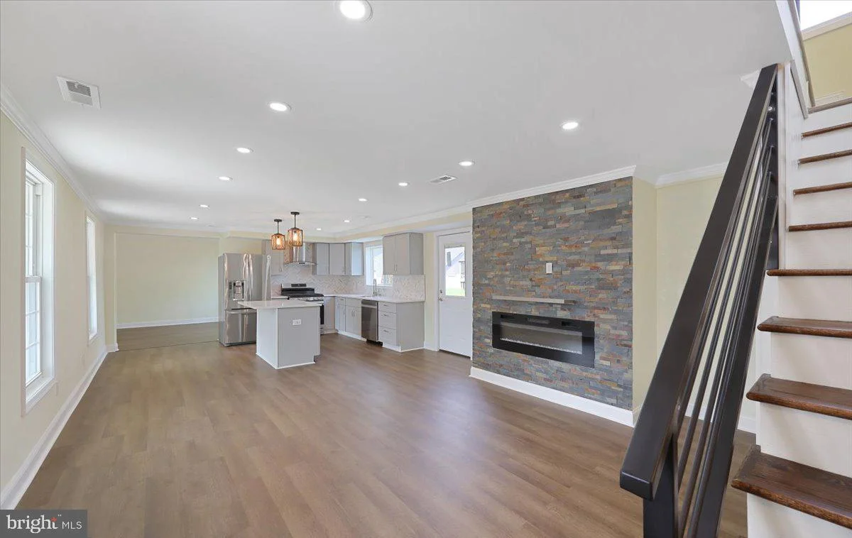 3524 Meadowside