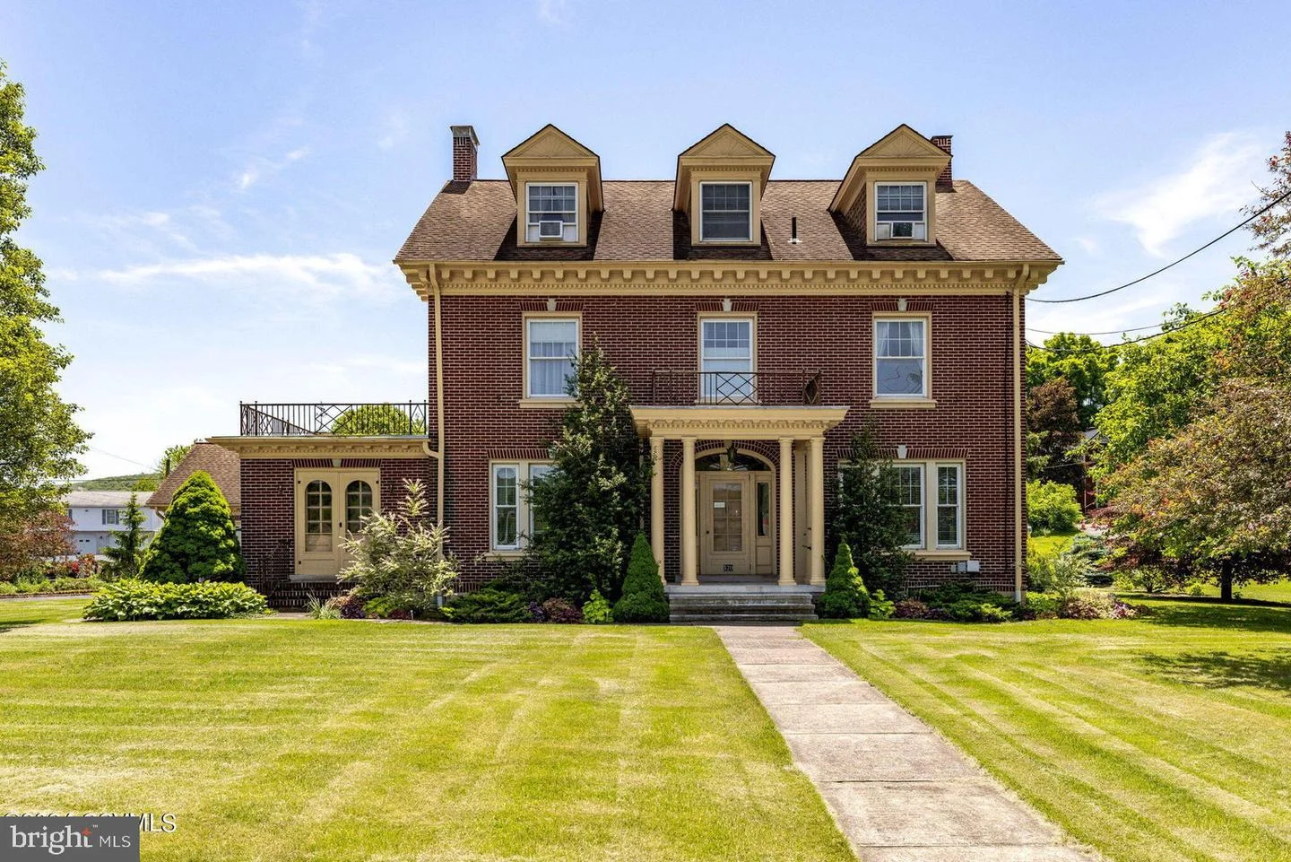 570 E Main Street