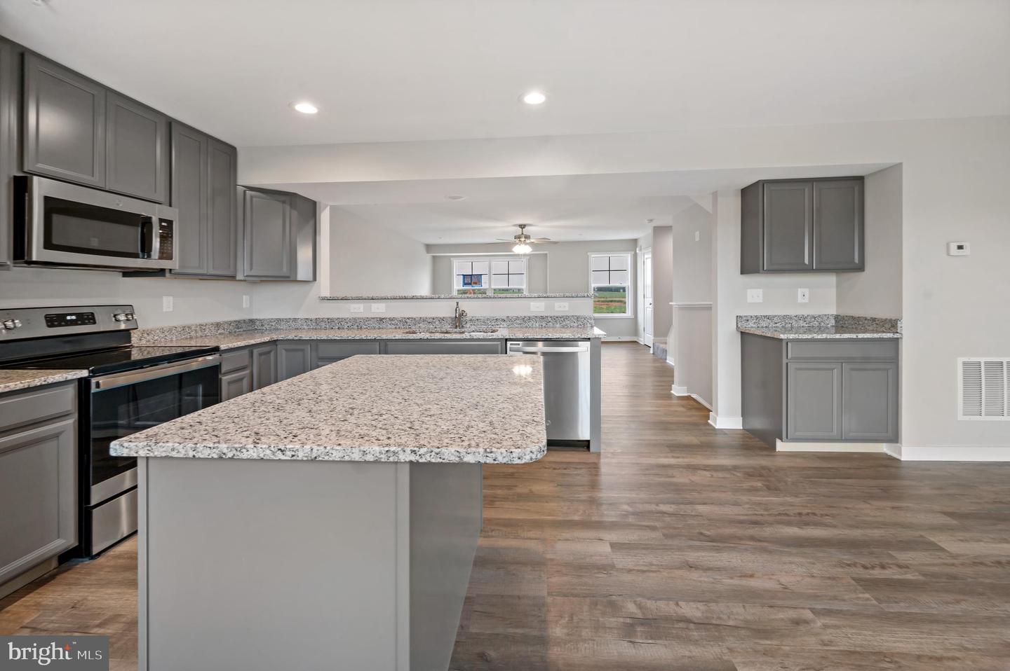 Photo 11 of 25 of 59 Olga Dr townhome