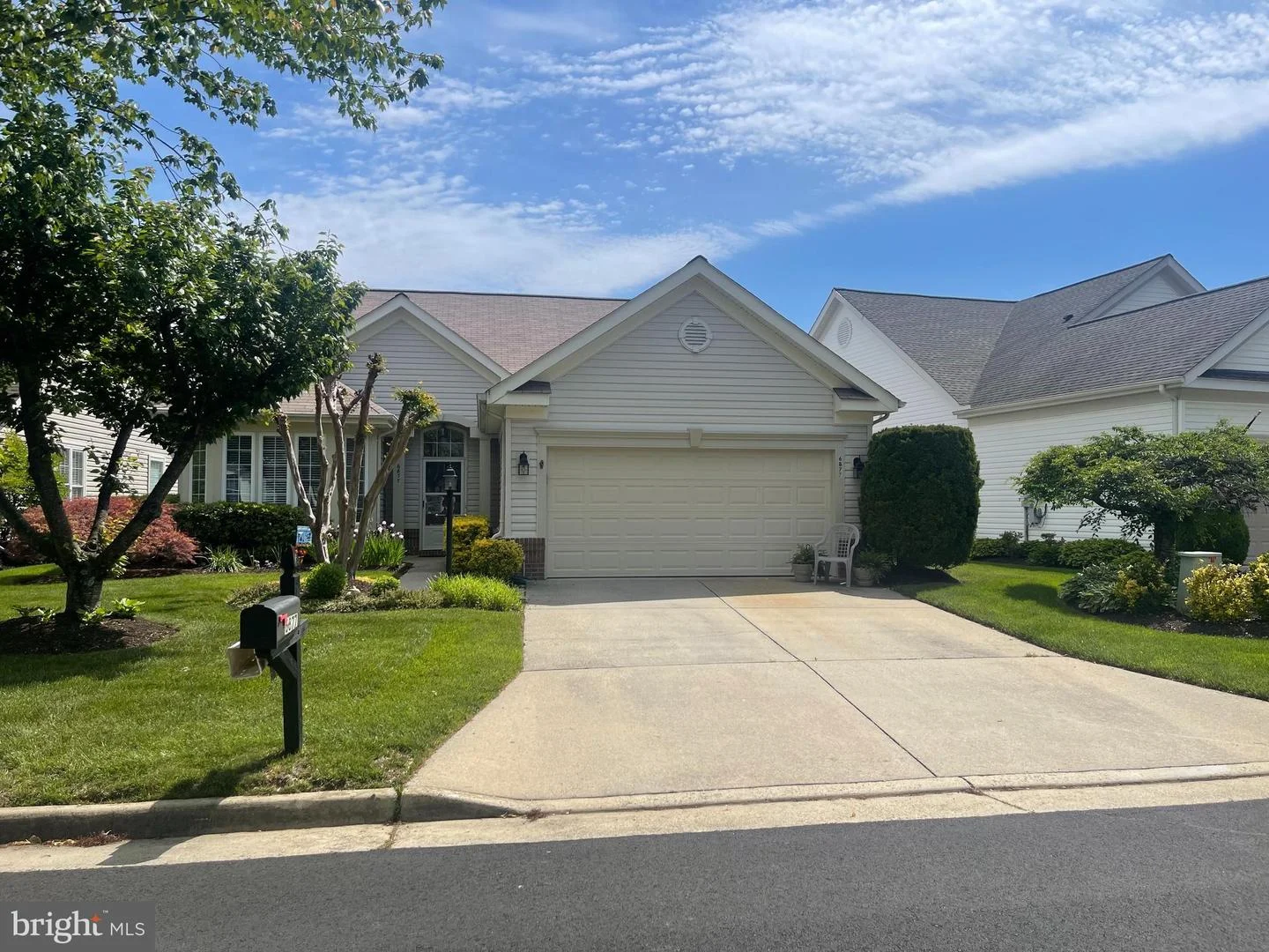 6877 Saddle Run Way