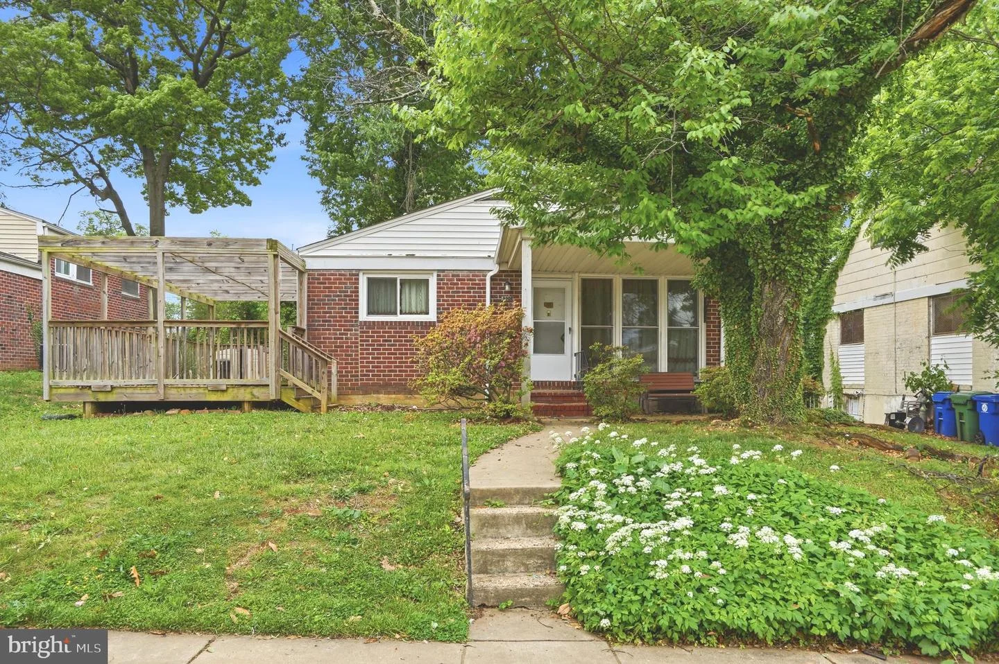 5908 Winner Avenue