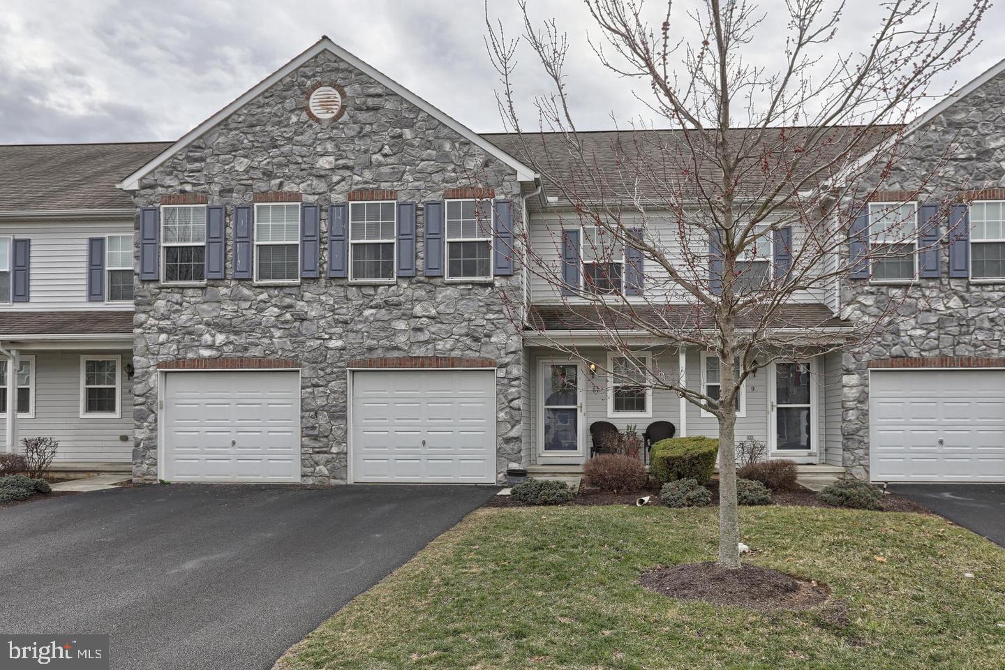 View Palmyra, PA 17078 townhome