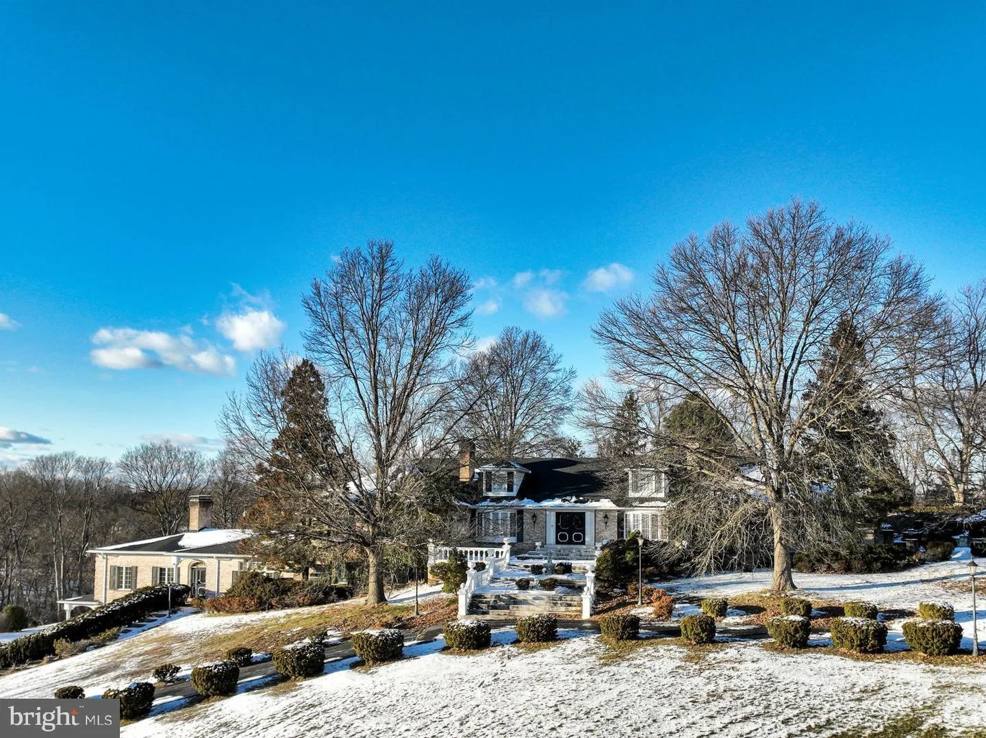 1505 High Meadows Lane