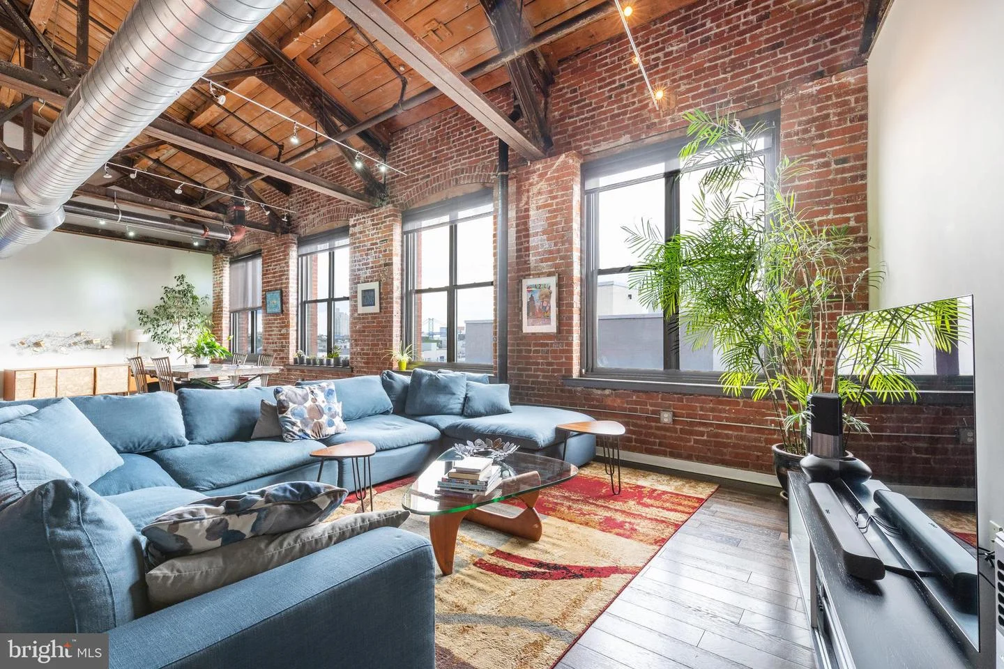1147 N 4th Street Unit 6E