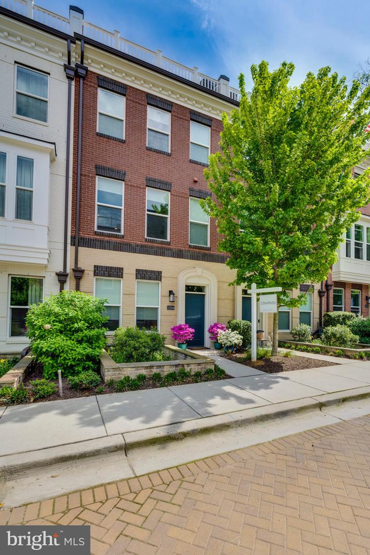 View North Bethesda, MD 20852 townhome