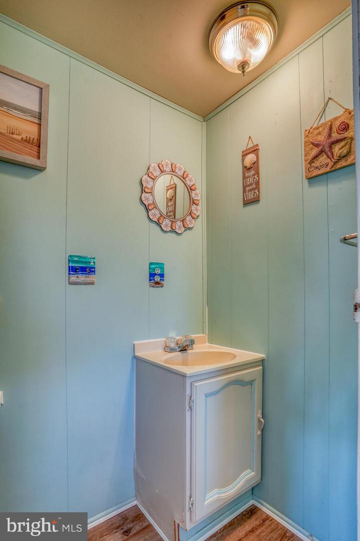 Photo 39 of 62 of 36984 Blue Teal Rd mobile home
