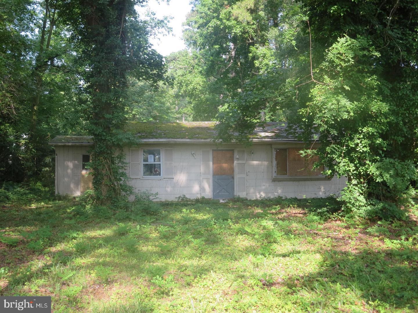 Photo 2 of 7 of 542 Talbot Rd land