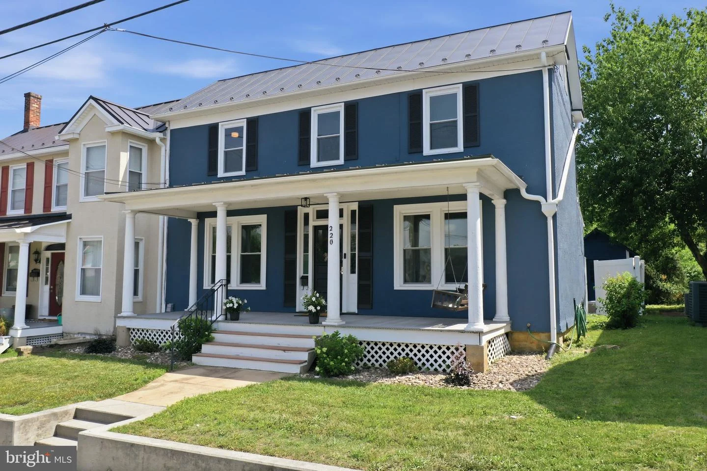 220 W Main Street