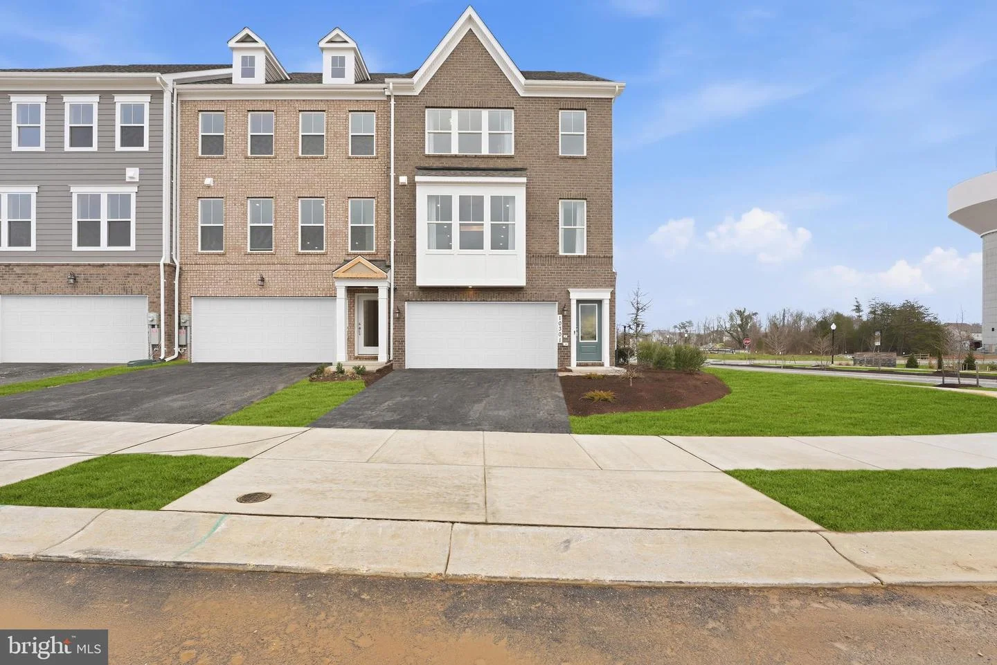 2521 Karlstad Place