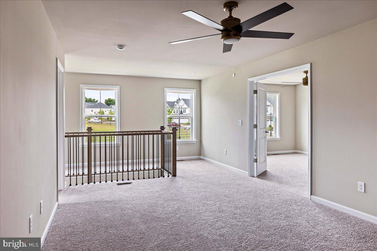 Photo 15 of 28 of 16 Spring Mill Dr townhome