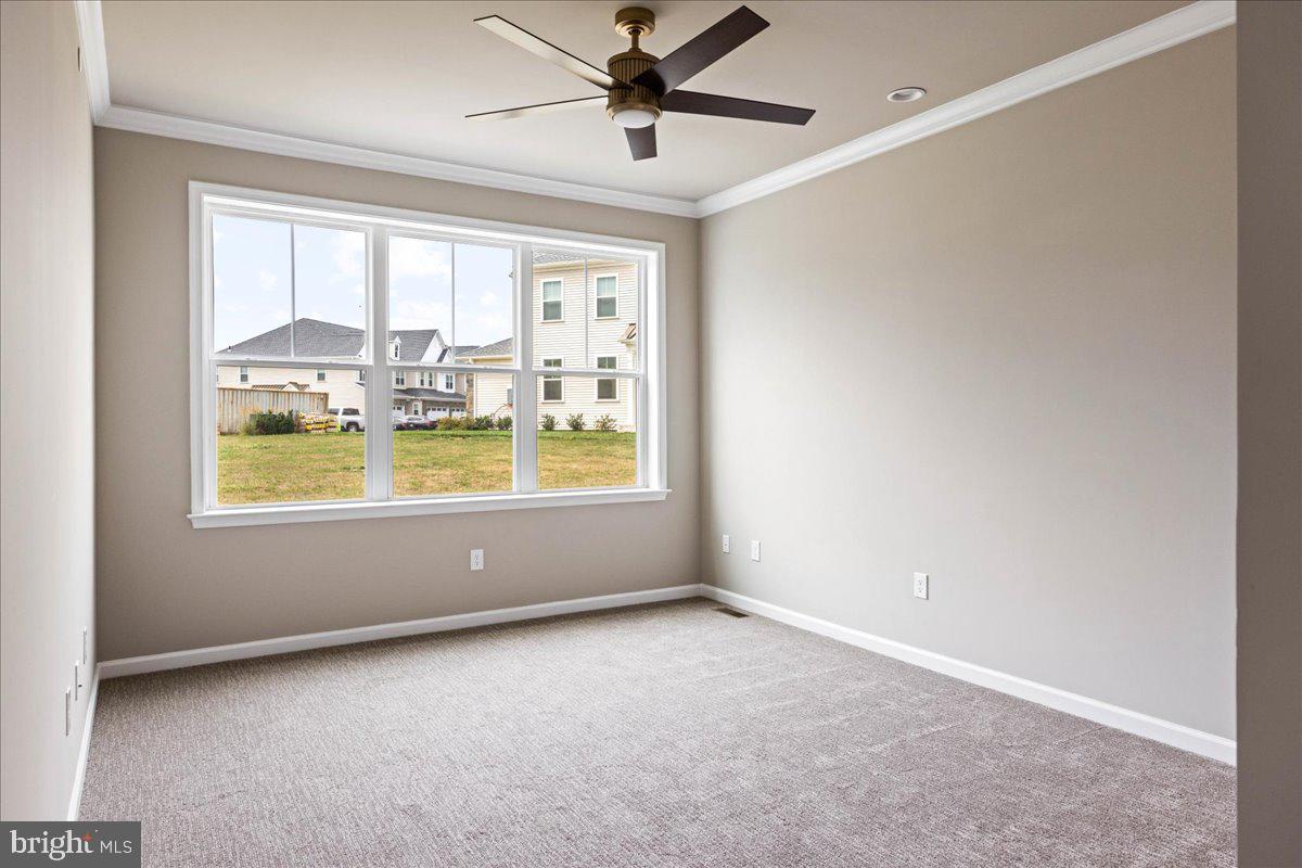 Photo 10 of 28 of 16 Spring Mill Dr townhome