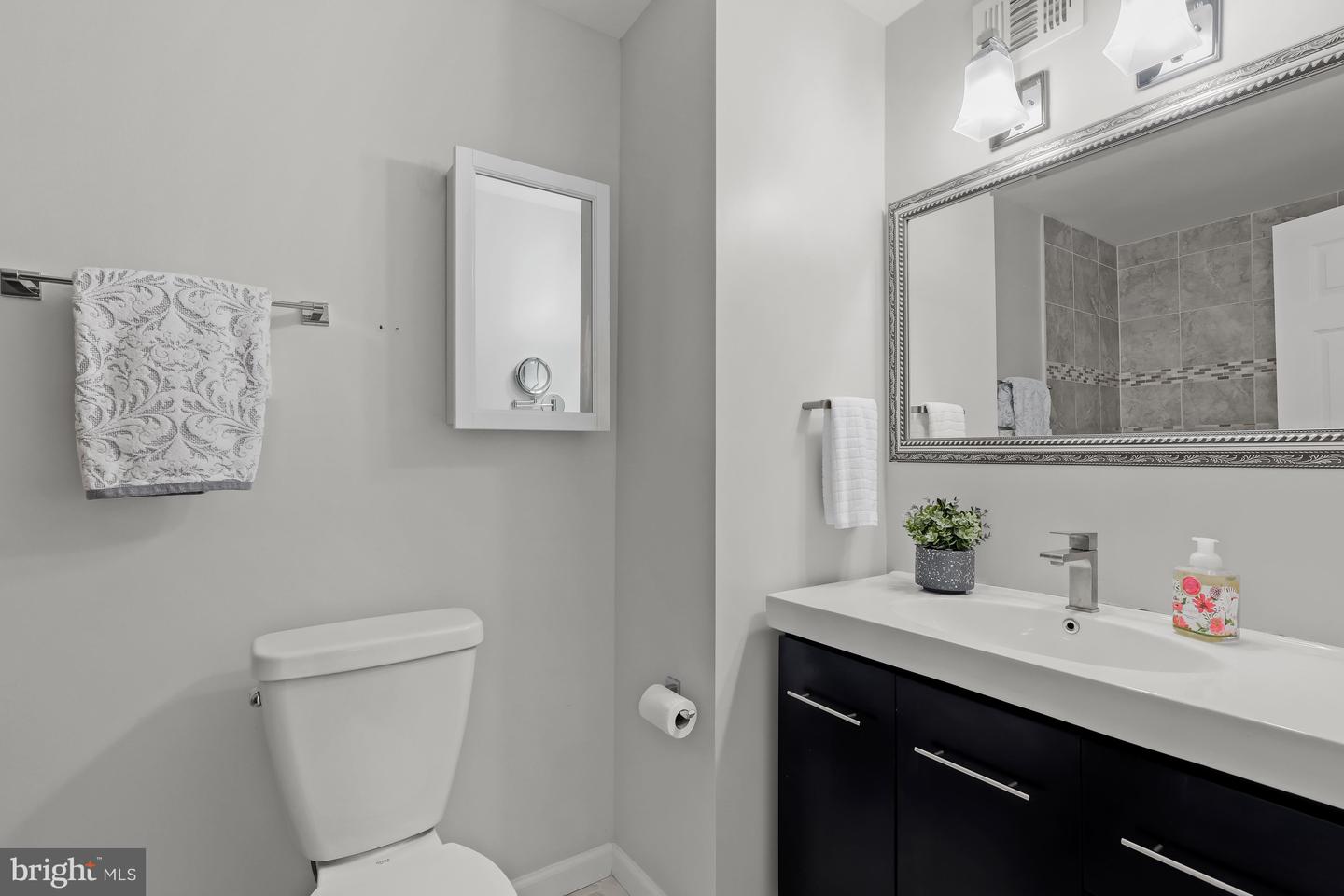 Photo 16 of 33 of 3044 Piano Ln #97 townhome