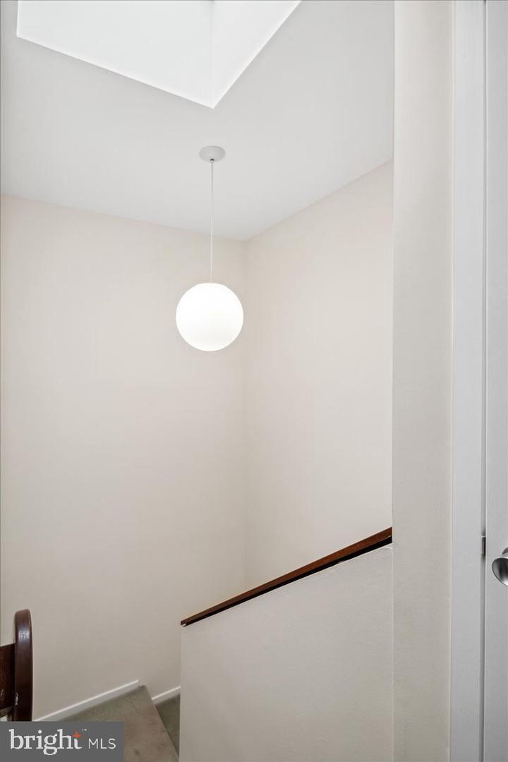 Photo 21 of 29 of 10 Willow St townhome