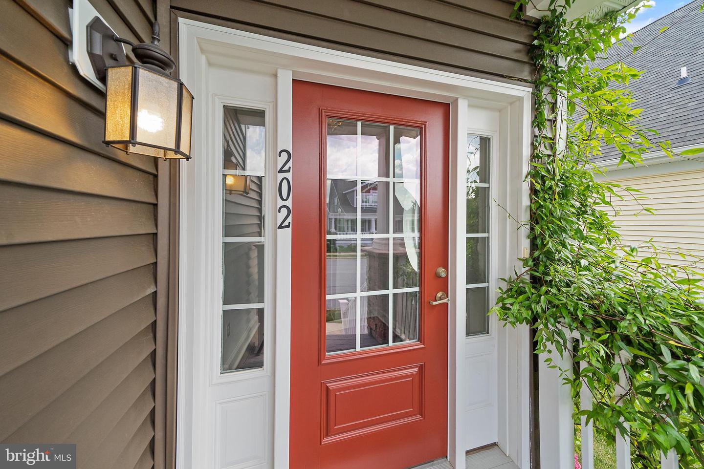 Photo 3 of 52 of 202 Arch St townhome