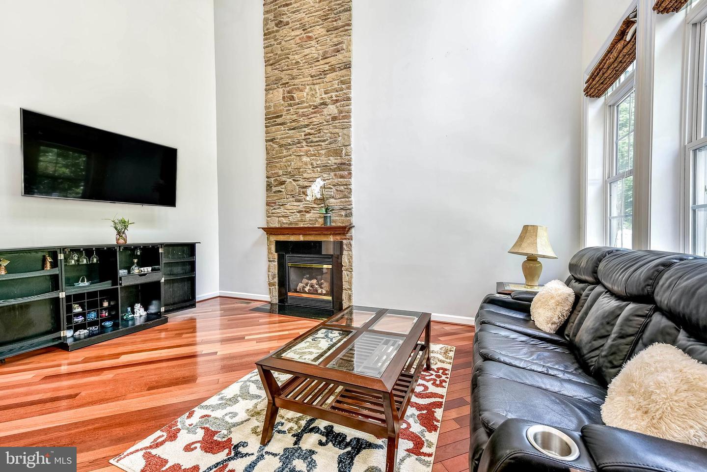Photo 7 of 47 of 13044 Red Admiral Pl multi-family property