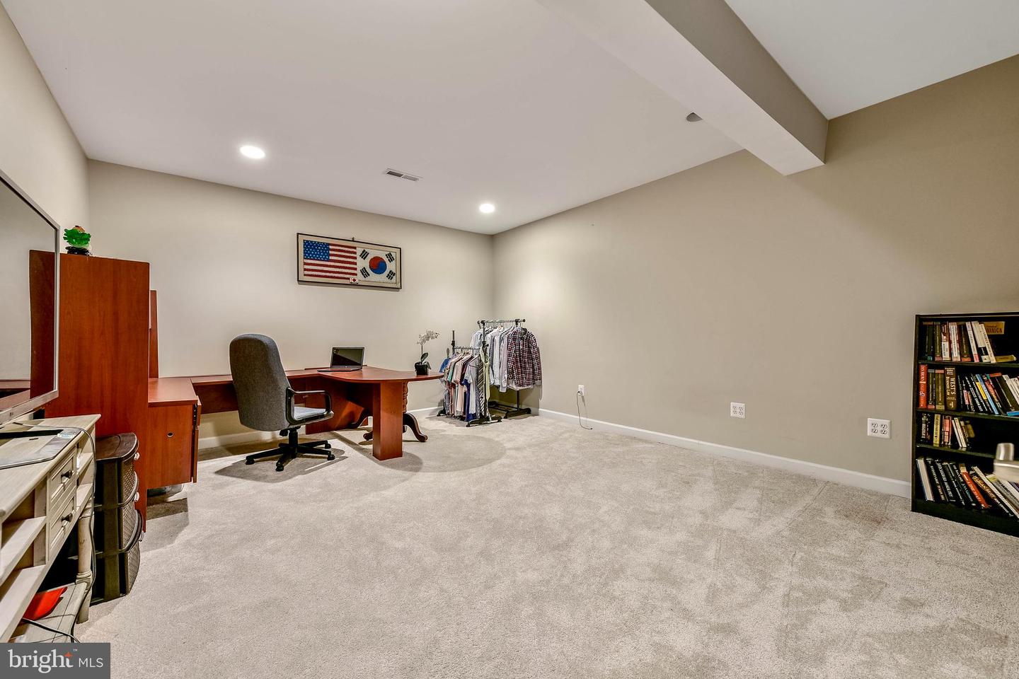 Photo 18 of 47 of 13044 Red Admiral Pl multi-family property