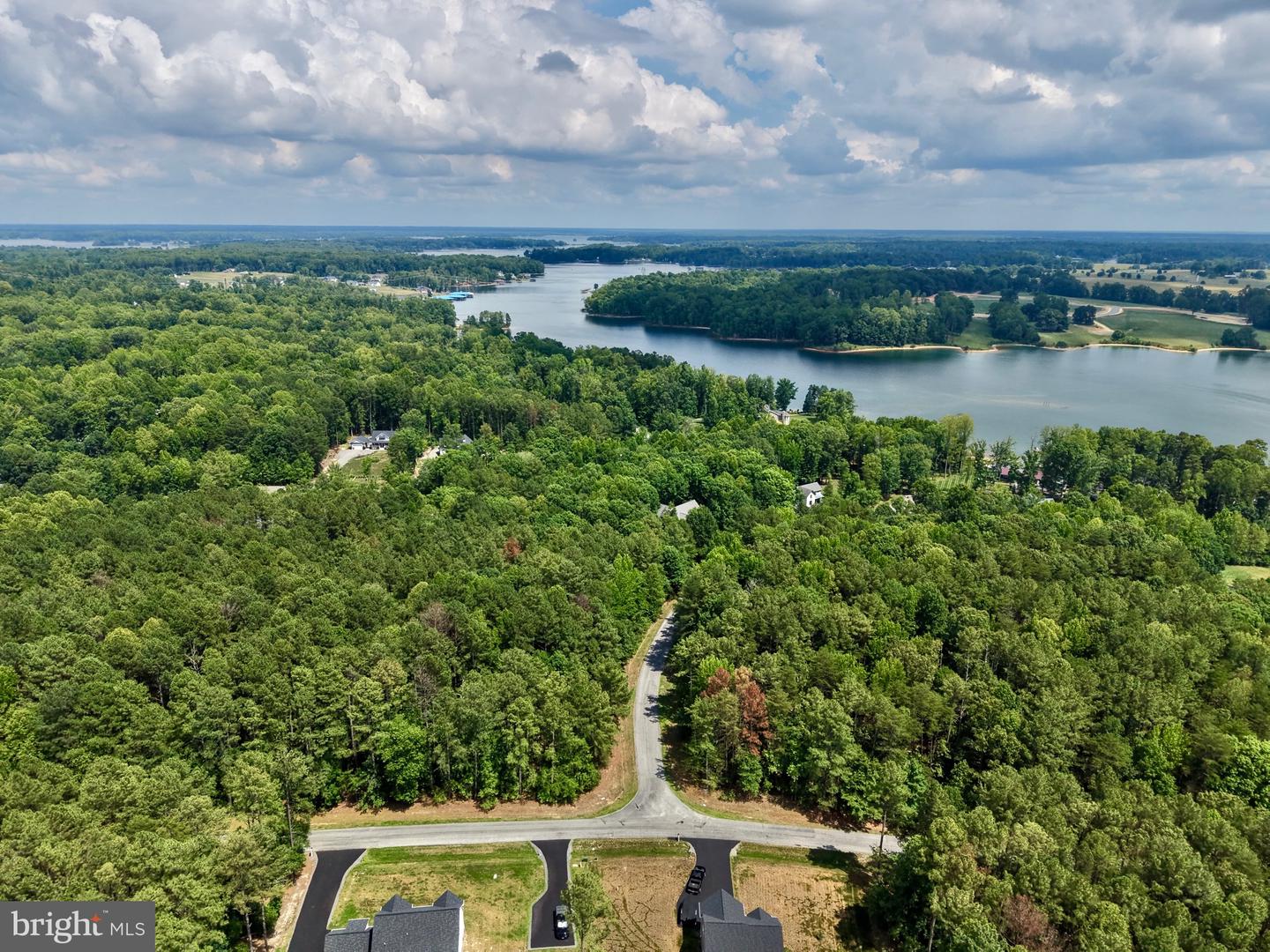 Acorn Dr, Mineral, VA, 23117