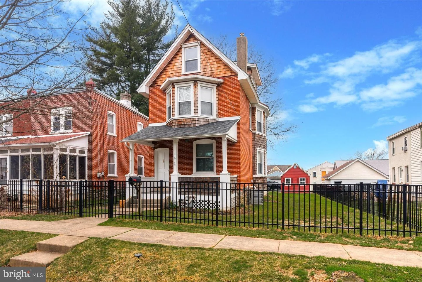 316 Vernon Street