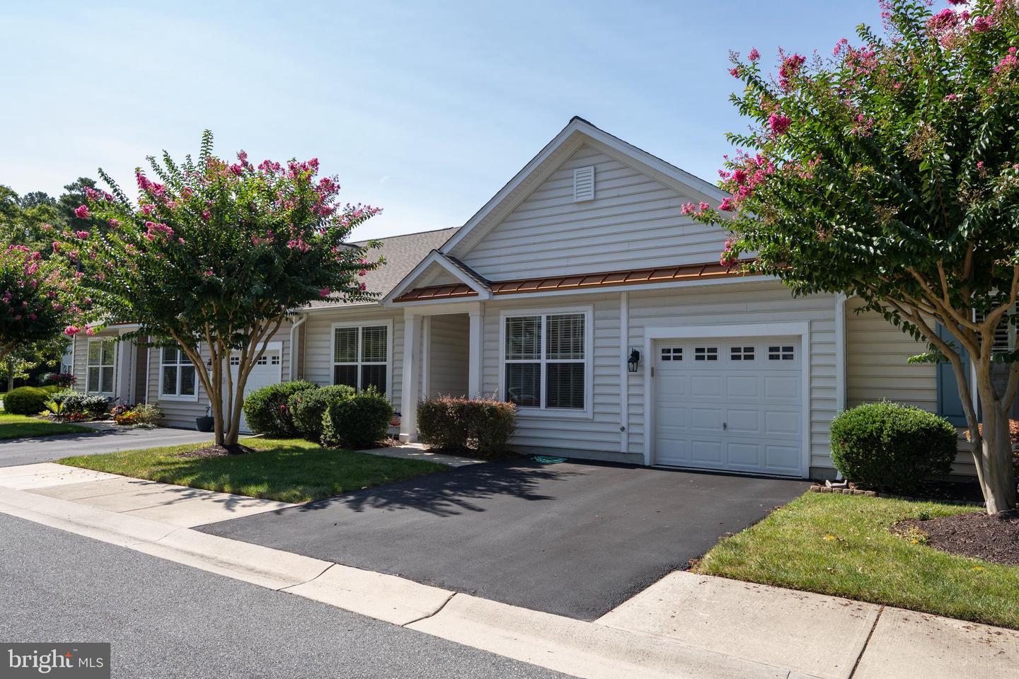 View Selbyville, DE 19975 townhome