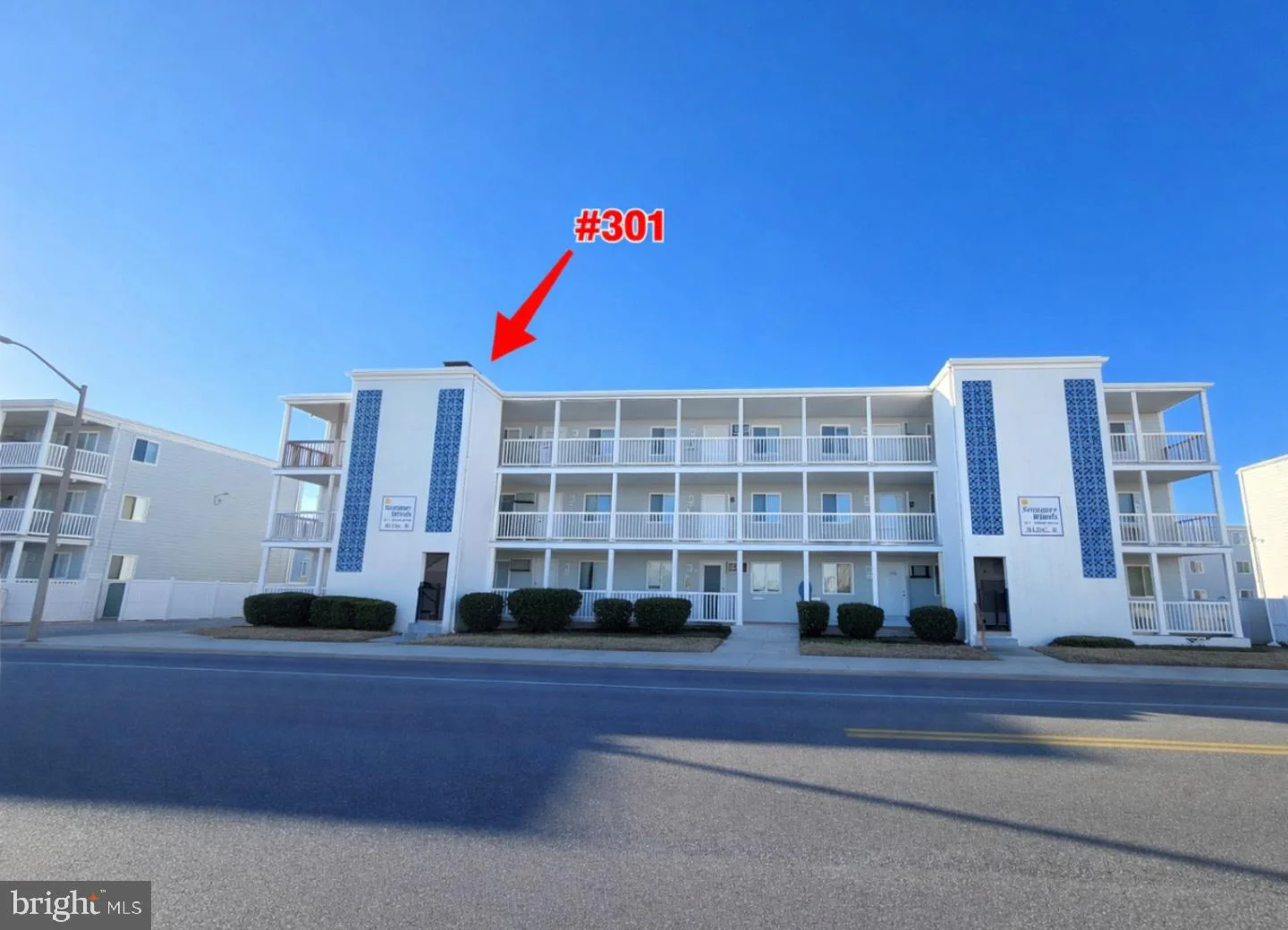 417 Robin Drive Unit B301