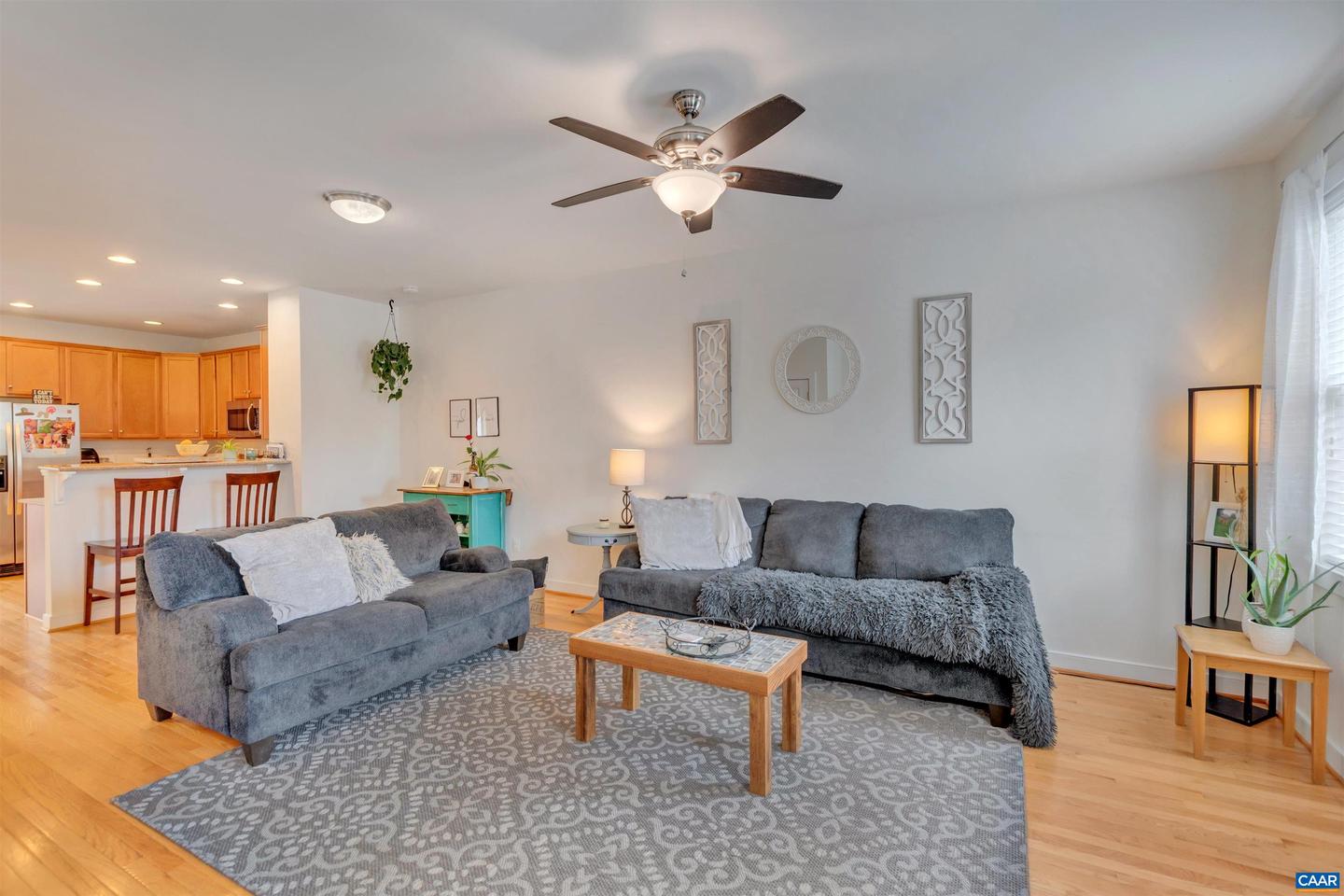 Photo 10 of 35 of 103 Longwood Dr #B townhome