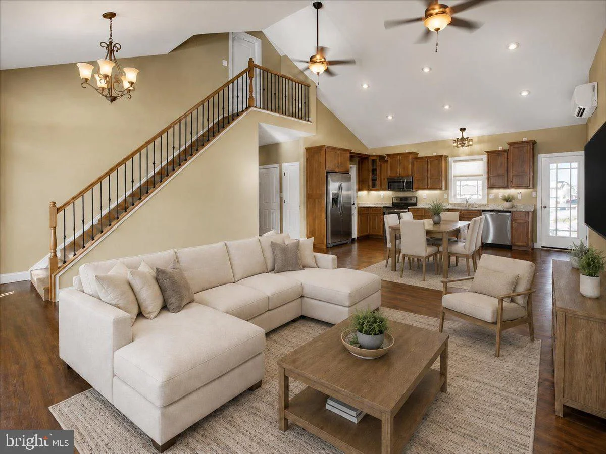 702 Southwood Drive Dr