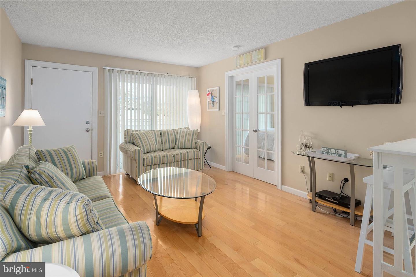 Photo 7 of 31 of 12301 Jamaica Ave #112g01 townhome