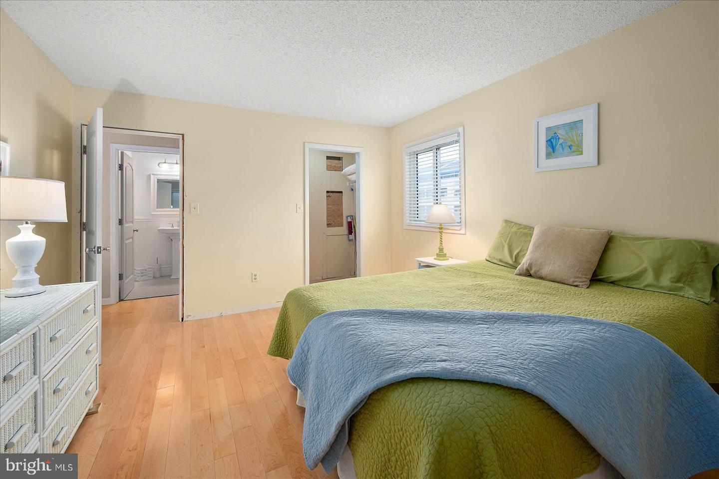 Photo 21 of 31 of 12301 Jamaica Ave #112g01 townhome
